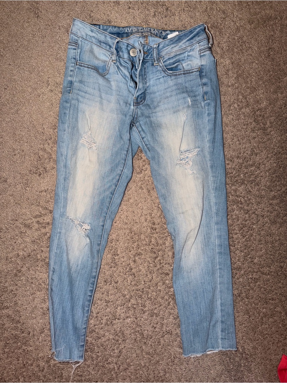 American Eagle Outfitters Light Blue Distressed Skinny Jeans